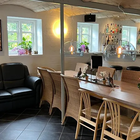 Staudeengen Et Dejlig Sted Med Fred Og Ro * Ålestrup